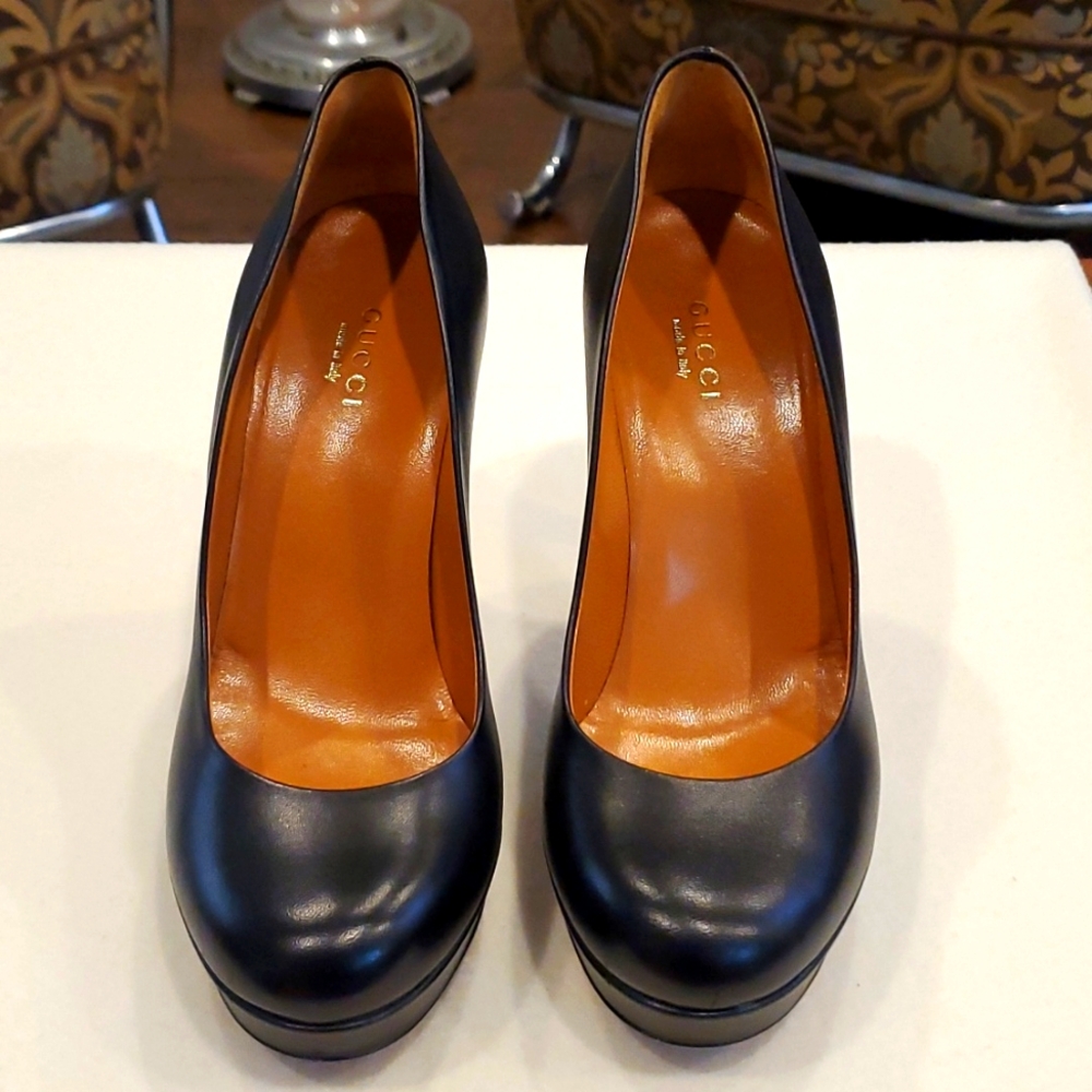 Gucci Nappa Charlotte Black Pumps with Dust Bag and Box
